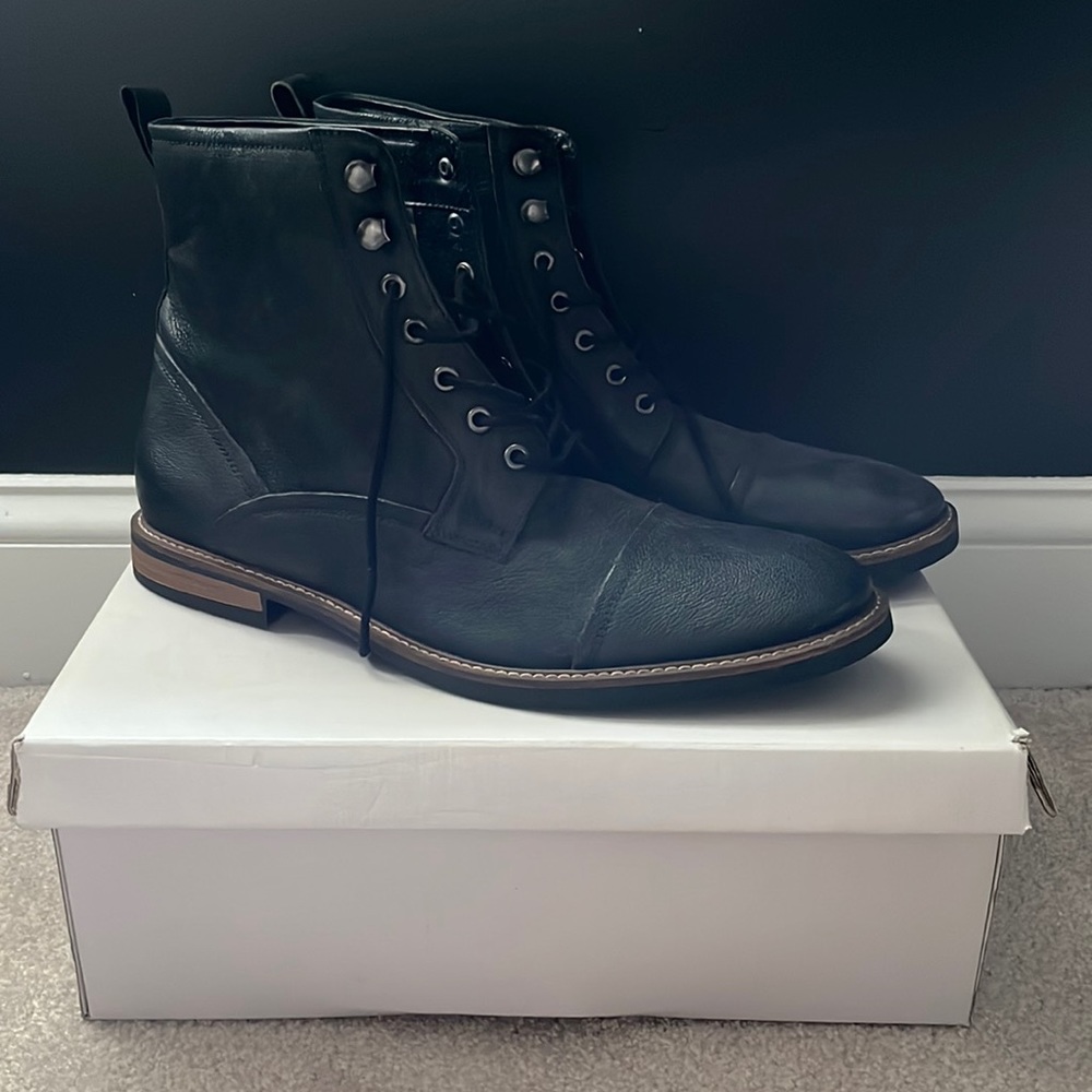 Ben Sherman Mens Lace up Boots, Leather Material, Size 12